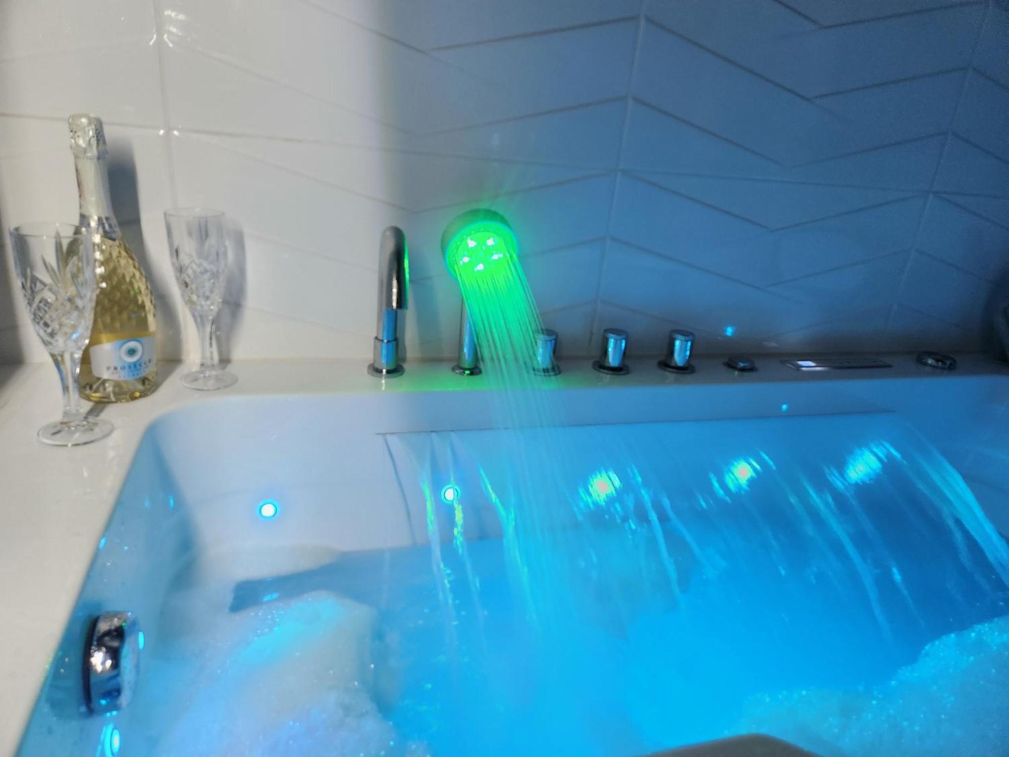 Apartment New! Luxury With Jacuzzi And Total Relax - Warszawski Luksus Jacuzzi I Totalny Relaks! Warschau