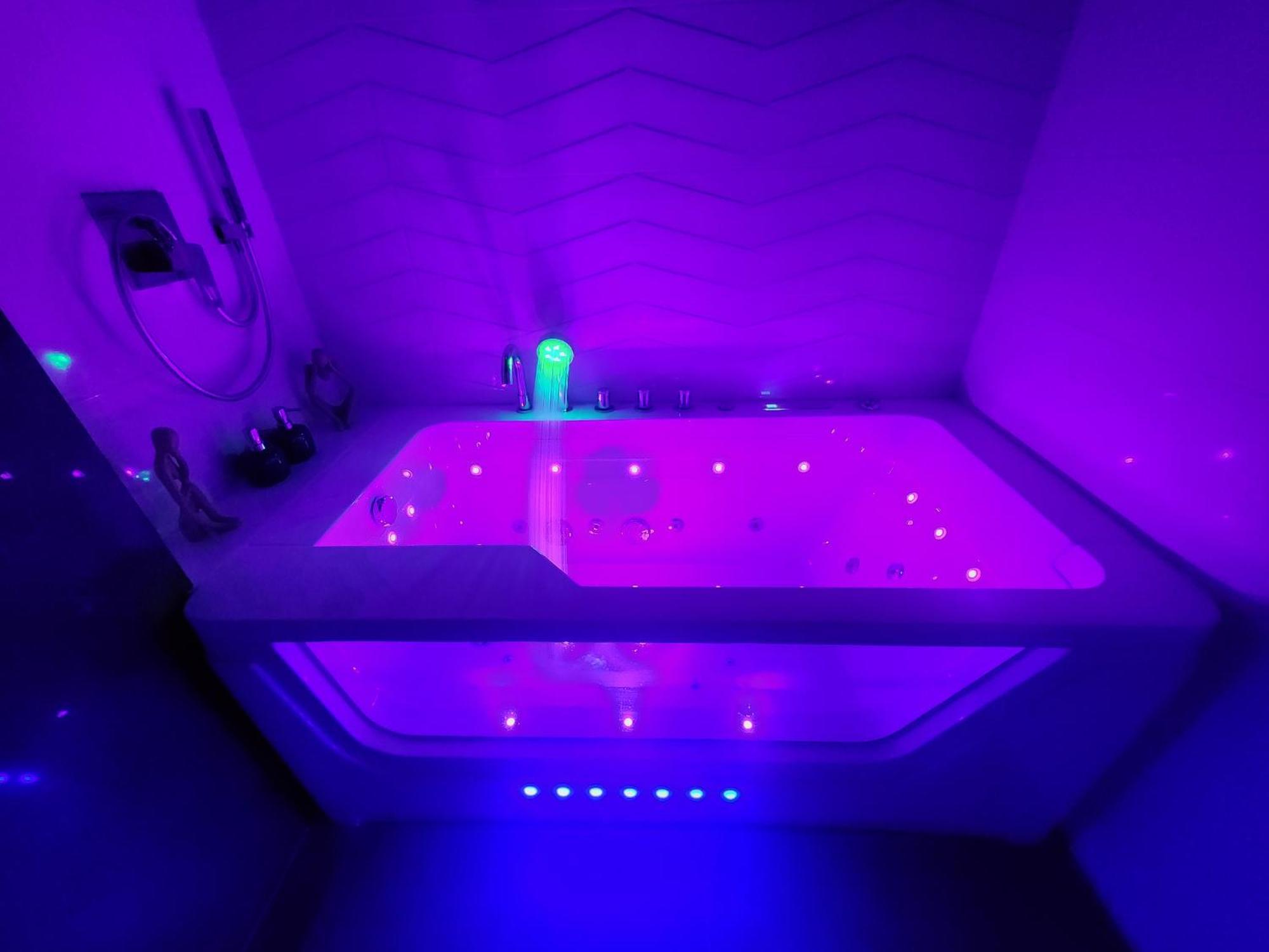 New! Luxury With Jacuzzi And Total Relax - Warszawski Luksus Jacuzzi I Totalny Relaks! * Varsavia